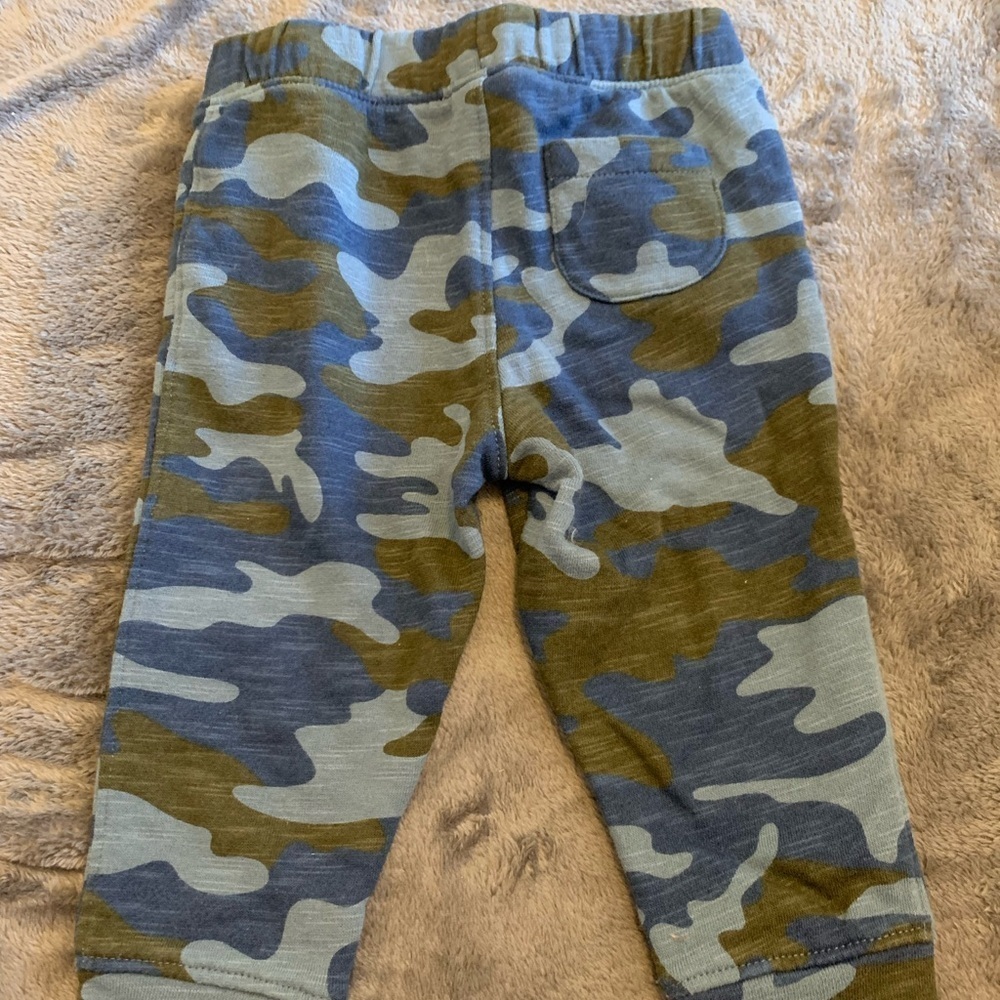 Joe Fresh Kids' Camouflage, Black, and Brown Joggers - Picture 4 of 10